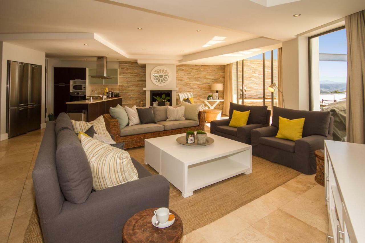 Apartment A Upper Deck Plettenberg Bay Esterno foto